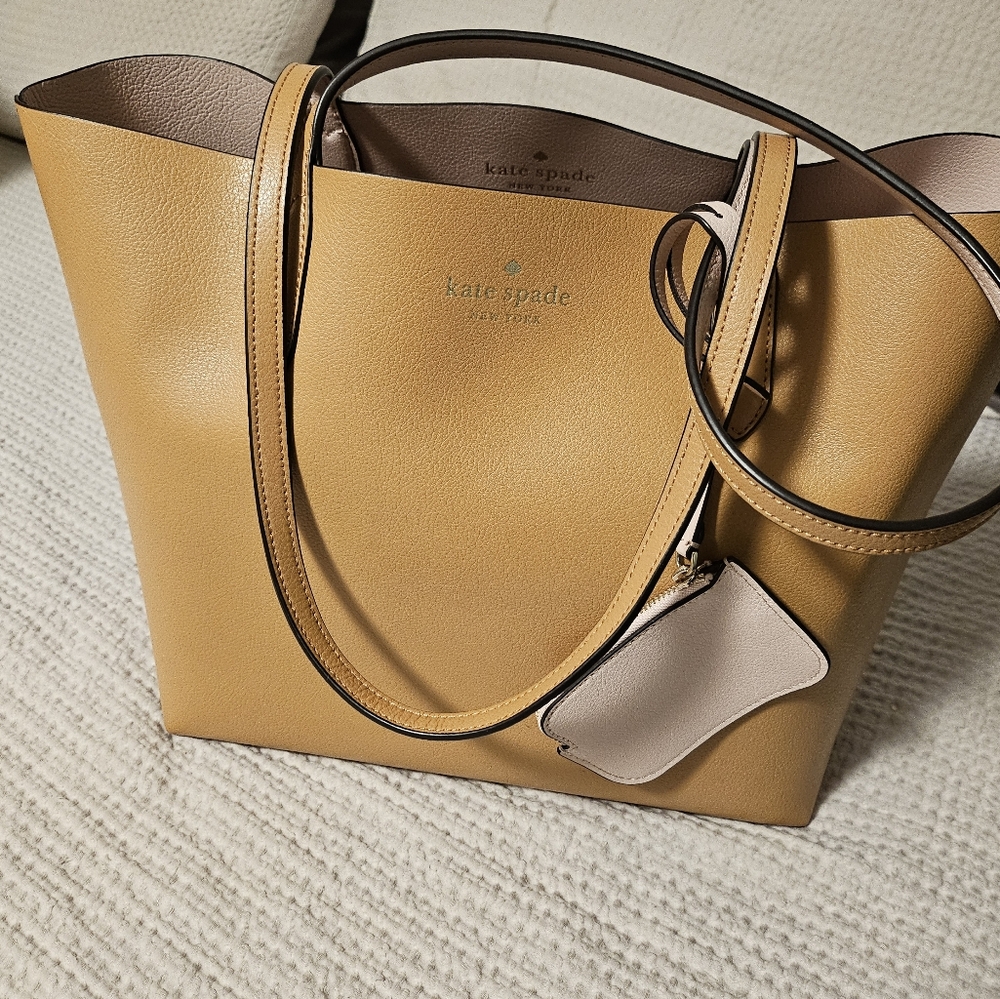 Kate spade reversible tote